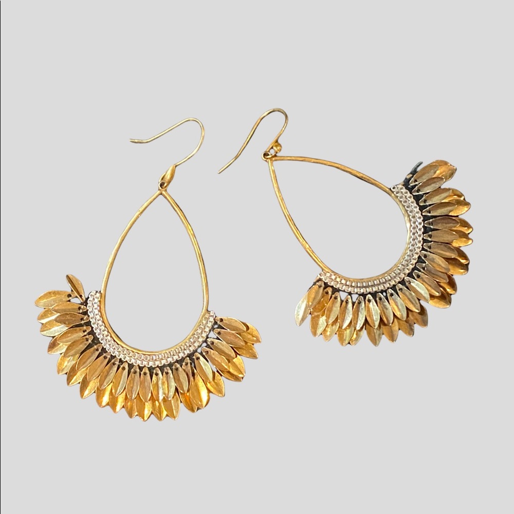 Stella & Dot earrings